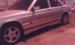 Пороги накладки Rieger Mercedes-Benz C-Class W201 седан (1982-1992)