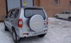 2 299 р. Чехол запасного колеса Chevrolet  Chevrolet Niva  2123 (2002-2020), Лада 2123 (Нива Шевроле) (2002-2021), Лада Нива Трэвел (2021-2024) (Неокрашенный)  с доставкой в г. Таганрог. Увеличить фотографию 2