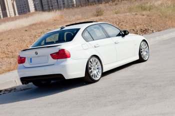 3 399 р. Лип спойлер  3 серия E90 (04-11) АВТОКРАТ BMW 3 серия E90 седан дорестайлинг (2004-2008) (Неокрашенный)  с доставкой в г. Таганрог. Увеличить фотографию 2