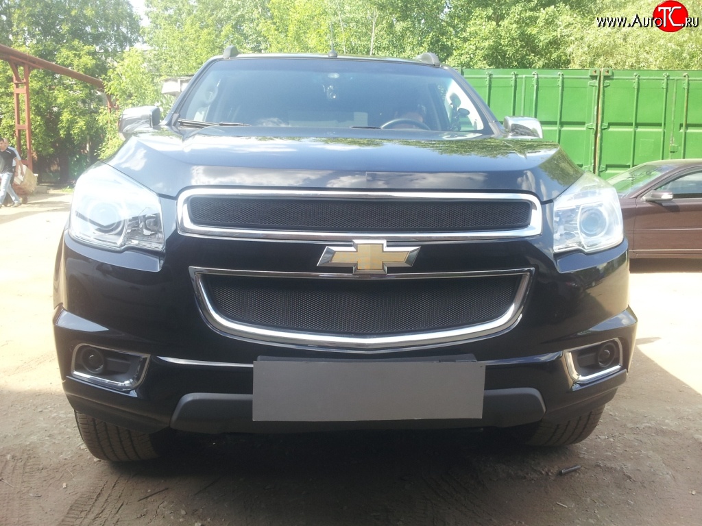 1 469 р. Нижняя сетка на бампер Russtal (черная) Chevrolet Trailblazer GM800 дорестайлинг (2012-2016)  с доставкой в г. Таганрог