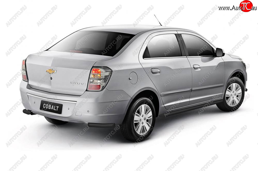 3 789 р. Защита заднего бампера Petroil Tuning (уголки Ø38)  Chevrolet Cobalt (2019-2023) седан 2-ой рестайлинг (Сталь с полимерным покрытием в цвет: черный ❞Шагрень❝)  с доставкой в г. Таганрог