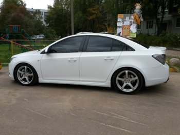 4 099 р. Пороги накладки пластиковые CT Chevrolet Cruze J305 хэтчбек дорестайлинг (2009-2012) (Неокрашенные)  с доставкой в г. Таганрог. Увеличить фотографию 3