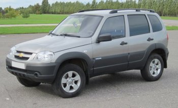 9 399 р. Рейлинги крыши АПС  Chevrolet Niva  2123 (2002-2020), Лада 2123 (Нива Шевроле) (2002-2021), Лада Нива Трэвел (2021-2025) (Черные, без поперечин)  с доставкой в г. Таганрог. Увеличить фотографию 4