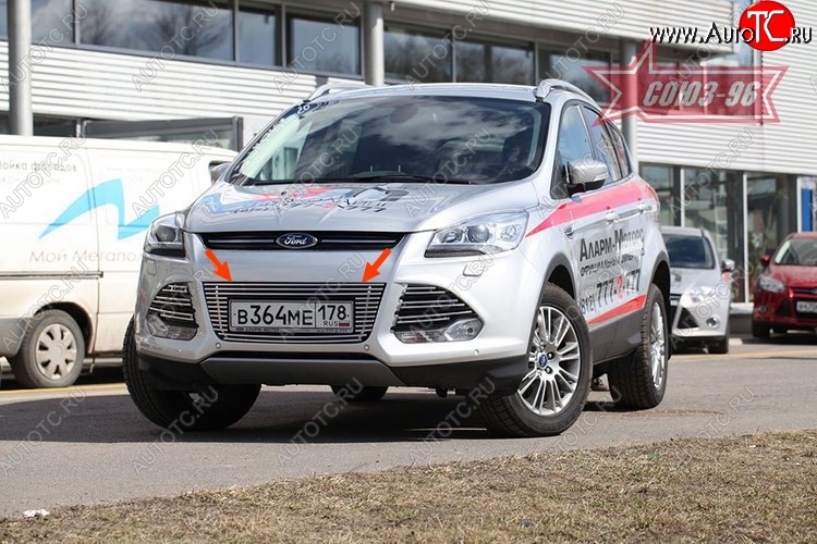 6 209 р. Декоративный элемент воздухозаборника Souz-96 (d10) Ford Kuga 2 дорестайлинг (2013-2016)  с доставкой в г. Таганрог