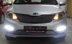 1 599 р. Сетка в решетку радиатора Russtal  KIA Rio  3 QB (2015-2017) рестайлинг седан, рестайлингхэтчбек5дв. (хром)  с доставкой в г. Таганрог. Увеличить фотографию 2