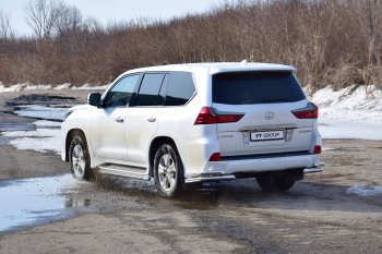 18 649 р. Защита порогов из трубы Ø51 Petroil Tuning Lexus LX450d J200 2-ой рестайлинг (2015-2022) (Нержавеющая полированная сталь)  с доставкой в г. Таганрог. Увеличить фотографию 2