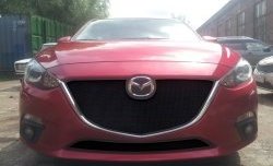 Сетка в решетку радиатора Russtal Mazda 3/Axela BM дорестайлинг, хэтчбэк (2013-2016)