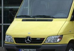 13 549 р. Пластиковый капот (Classic) Стандартный Mercedes-Benz Sprinter W901 (1995-2000)  с доставкой в г. Таганрог. Увеличить фотографию 3