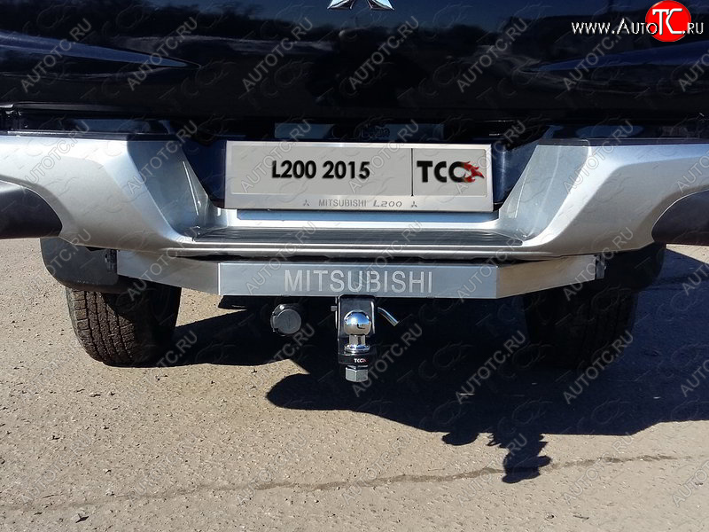 24 999 р. Фаркоп (тягово-сцепное устройство) с задним бампером TCC  Mitsubishi L200  5 KK,KL (2015-2022) дорестайлинг, рестайлинг (оцинкованный, шар Е нержавейка, усиленный, надпись Mitsubishi)  с доставкой в г. Таганрог