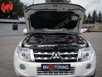 4 099 р. Упор капота MV-Tuning (двойной) Mitsubishi Pajero 4 V90 дорестайлинг (2006-2011)  с доставкой в г. Таганрог. Увеличить фотографию 3