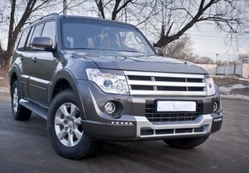 Накладка на передний бампер BROOMER Design Mitsubishi (Митсубиси) Pajero (Паджеро) ( 4 V90,  4 V80) (2011-2015) 4 V90, 4 V80 1-ый рестайлинг, 3 дв. 1-ый рестайлинг