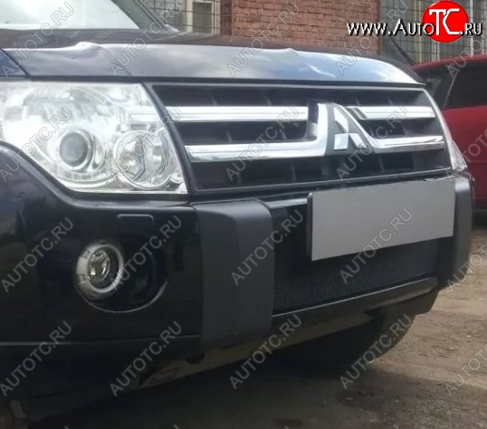 1 469 р. Защитная решётка в воздуховод автомобиля Russtal (черная) Mitsubishi Pajero 4 V90 дорестайлинг (2006-2011)  с доставкой в г. Таганрог