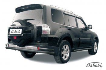 Защита заднего бампера Arbori (черная, 2 трубы d76 и 42 mm). Mitsubishi Pajero 4 V90 2-ой рестайлинг (2014-2020)