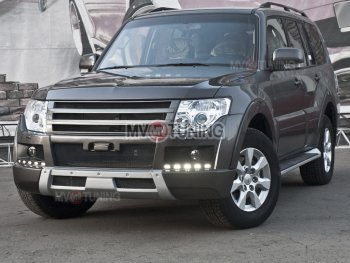 8 199 р. Решётка радиатора BROOMER Design  Mitsubishi Pajero ( 4 V90,  4 V80) (2006-2015) дорестайлинг, дорестайлинг, 1-ый рестайлинг, 3 дв. 1-ый рестайлинг (Неокрашенная)  с доставкой в г. Таганрог. Увеличить фотографию 2