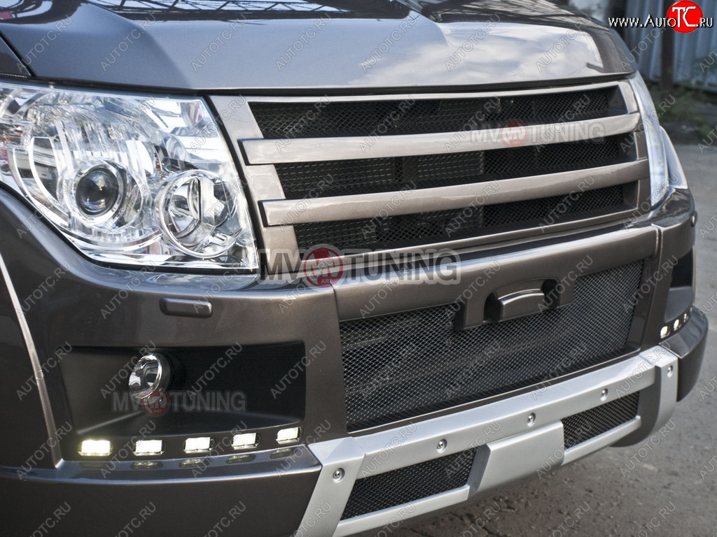 8 199 р. Решётка радиатора BROOMER Design  Mitsubishi Pajero ( 4 V90,  4 V80) (2006-2015) дорестайлинг, дорестайлинг, 1-ый рестайлинг, 3 дв. 1-ый рестайлинг (Неокрашенная)  с доставкой в г. Таганрог