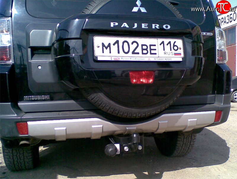 8 459 р. Фаркоп (3 дв.) NovLine Mitsubishi Pajero 4 V90 дорестайлинг (2006-2011)  с доставкой в г. Таганрог