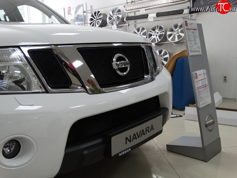 1 469 р. Нижняя сетка на бампер Russtal (черная) Nissan Pathfinder R51 рестайлинг (2009-2014)  с доставкой в г. Таганрог