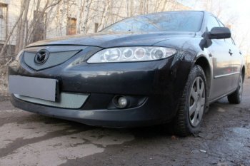 3 199 р. Защитная сетка в бампер (верх, ячейка 3х7 мм) Alfeco Стандарт  Mazda 6  GG (2002-2005) лифтбэк дорестайлинг, седан дорестайлинг (Хром)  с доставкой в г. Таганрог. Увеличить фотографию 3