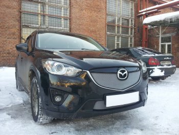 3 589 р. Защитная сетка в бампер (верх, ячейка 3х7 мм) Alfeco Стандарт Mazda CX-5 KE дорестайлинг (2011-2014) (Хром)  с доставкой в г. Таганрог. Увеличить фотографию 3