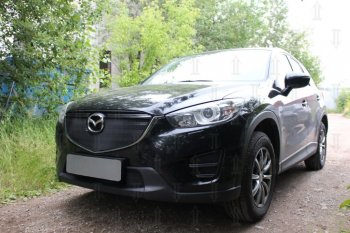 4 099 р. Защитная сетка в бампер (верх, ячейка 3х7 мм) Alfeco Стандарт  Mazda CX-5  KE (2015-2017) рестайлинг (Чёрная)  с доставкой в г. Таганрог. Увеличить фотографию 2