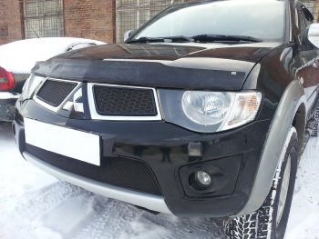 3 099 р. Защитная сетка в бампер (низ, ячейка 3х7 мм) Alfeco Стандарт Mitsubishi Pajero Sport PB дорестайлинг (2008-2013) (Чёрная)  с доставкой в г. Таганрог. Увеличить фотографию 2