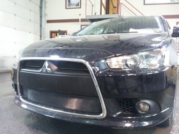 5 899 р. Защитная сетка в бампер (3 части, ячейка 3х7 мм) Alfeco Стандарт  Mitsubishi Lancer  10 (2011-2017) седан рестайлинг, хэтчбек 5 дв рестайлинг (Чёрная)  с доставкой в г. Таганрог. Увеличить фотографию 2