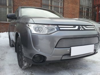 6 499 р. Защитная сетка в бампер (2 части, ячейка 3х7 мм) Alfeco Стандарт  Mitsubishi Outlander  GF (2012-2014) дорестайлинг (Хром)  с доставкой в г. Таганрог. Увеличить фотографию 4