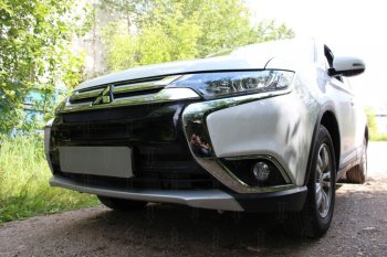 6 999 р. Защитная сетка в бампер (4 части, ячейка 3х7 мм) Alfeco Стандарт  Mitsubishi Outlander  GF (2015-2018) 2-ой рестайлинг (Чёрная)  с доставкой в г. Таганрог. Увеличить фотографию 2