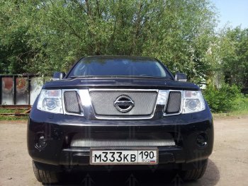 3 589 р. Защитная сетка в бампер (низ, ячейка 3х7 мм) Стрелка11 Стандарт Nissan Navara 2 D40 рестайлинг (2010-2016) (Хром)  с доставкой в г. Таганрог. Увеличить фотографию 4