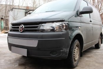 4 299 р. Защитная сетка в бампер (низ, ячейка 4х10 мм) Стрелка11 Премиум Volkswagen Transporter T5 рестайлинг (2009-2015) (Хром)  с доставкой в г. Таганрог. Увеличить фотографию 3