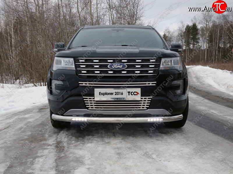 12 299 р. Нижняя декоративная вставка в бампер ТСС Тюнинг  Ford Explorer  U502 (2015-2018) 1-ый рестайлинг, 5 дв. (d 16 мм )  с доставкой в г. Таганрог