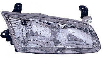 Правая фара BodyParts Toyota Camry XV20 (1999-2001)