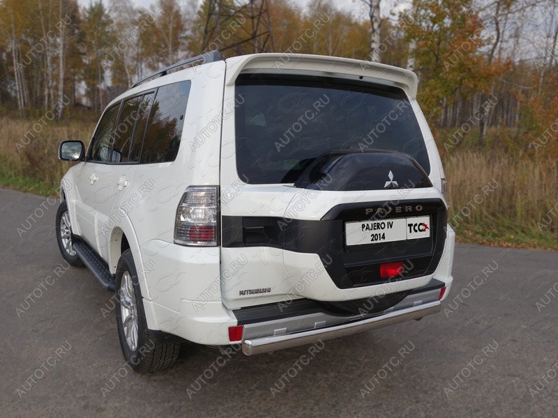 19 299 р. Защита заднего бампера (центральная) d 75*42 мм ТСС Тюнинг Mitsubishi Pajero 4 V90 2-ой рестайлинг (2014-2020) (нержавейка)  с доставкой в г. Таганрог