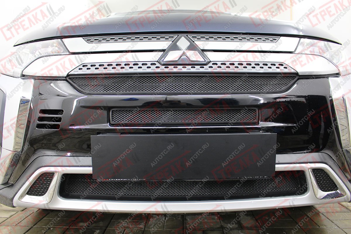 6 999 р. Защита радиатора (3 части с парктроником) Стрелка11 Стандарт Mitsubishi Outlander GF 3-ий рестайлинг (2018-2022) (черная)  с доставкой в г. Таганрог