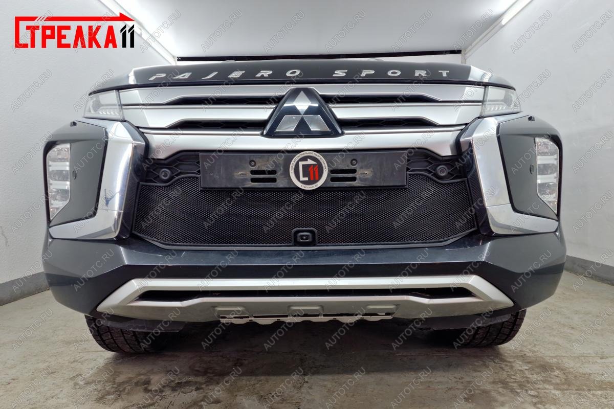 3 499 р. Защита радиатора Стрелка11 Стандарт  Mitsubishi Pajero Sport  QF (2019-2022) рестайлинг (черная)  с доставкой в г. Таганрог