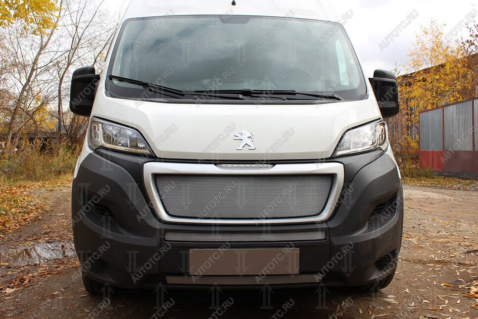 4 849 р. Защита радиатора (верх) Стрелка11 Стандарт  Peugeot Boxer  290 (2014-2025) (хром)  с доставкой в г. Таганрог