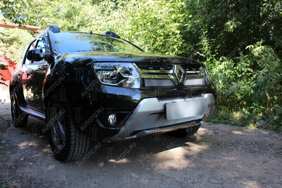 2 879 р. Защита радиатора (верх) Стрелка11 Стандарт  Renault Duster  HS (2015-2021) рестайлинг (хром)  с доставкой в г. Таганрог