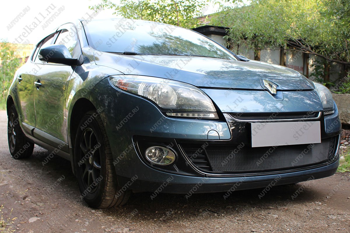 2 799 р. Защита радиатора (низ) Стандарт Renault Megane купе 3 дв. 1-ый рестайлинг (2012-2014) (черная)  с доставкой в г. Таганрог