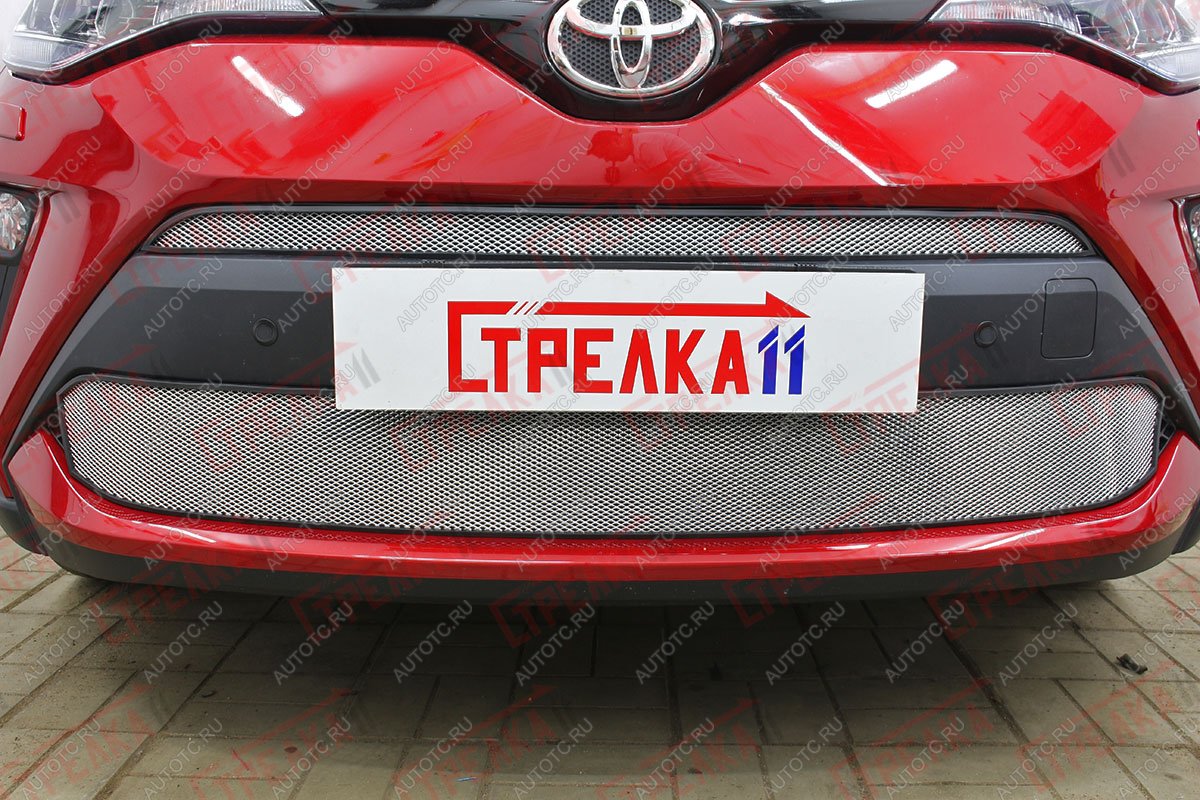 2 799 р. Защита радиатора (верх) Стрелка11 Стандарт  Toyota C-HR  NGX10, ZGX10 (2019-2024) рестайлинг (хром)  с доставкой в г. Таганрог