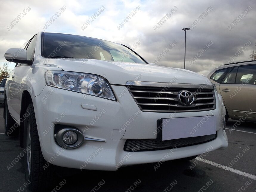 3 779 р. Защита радиатора Стрелка11 Стандарт  Toyota RAV4  XA30 (2010-2013) 5 дв. 2-ой рестайлинг, 5 дв. удлиненный 2-ой рестайлинг (хром)  с доставкой в г. Таганрог