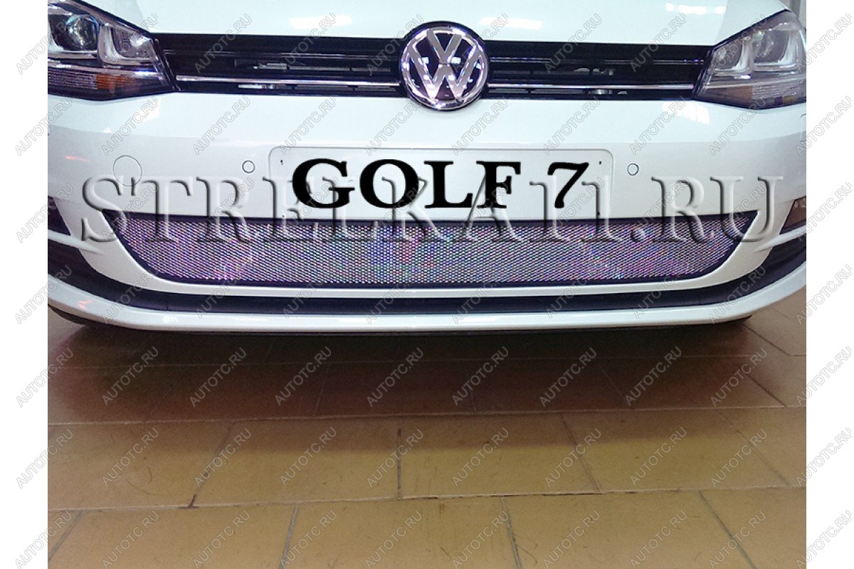 3 279 р. Защита радиатора Стрелка11 Стандарт  Volkswagen Golf  7 (2012-2017) дорестайлинг, хэтчбэк 5 дв. (хром)  с доставкой в г. Таганрог