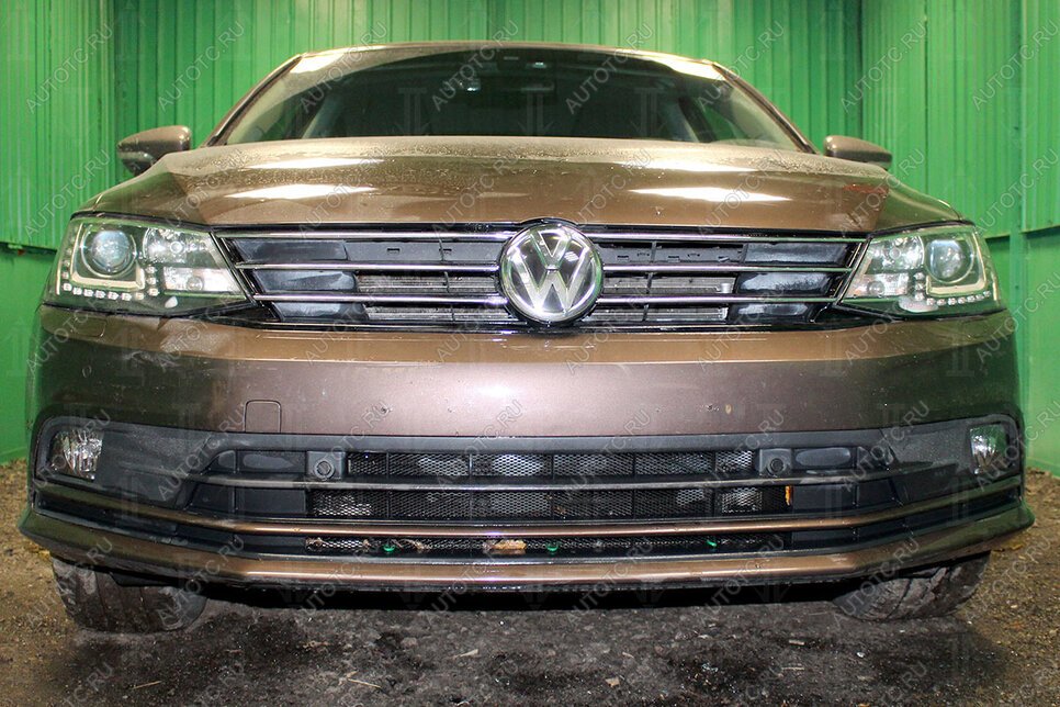 5 799 р. Защита радиатора (3 части с парктроником) Стрелка11 Стандарт  Volkswagen Jetta  A6 (2015-2018) седан рестайлинг (черная)  с доставкой в г. Таганрог