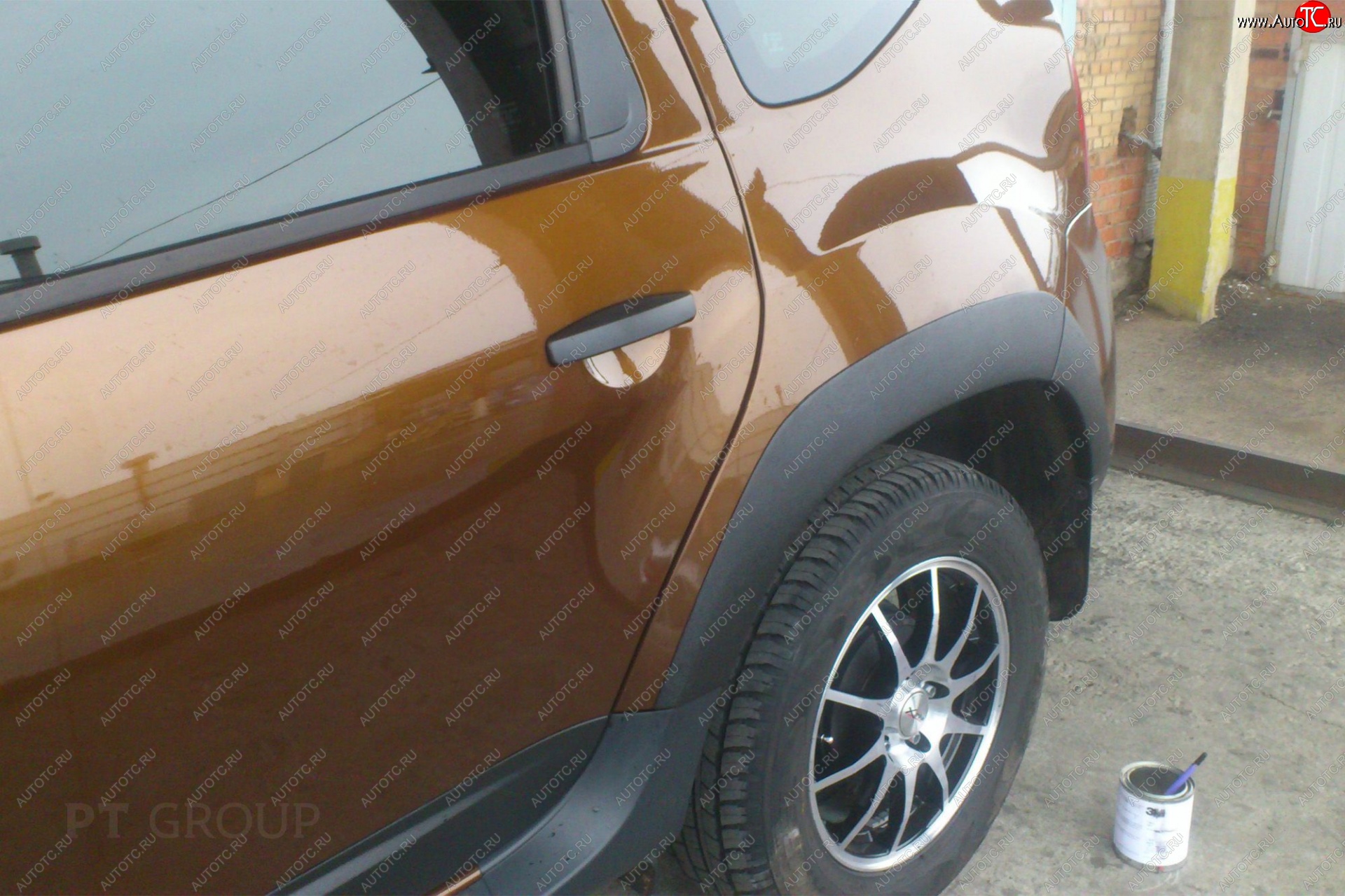 5 999 р. Комплект накладок на колёсные арки Petroil Tuning Renault Duster HS рестайлинг (2015-2021) (Текстурная поверхность)  с доставкой в г. Таганрог