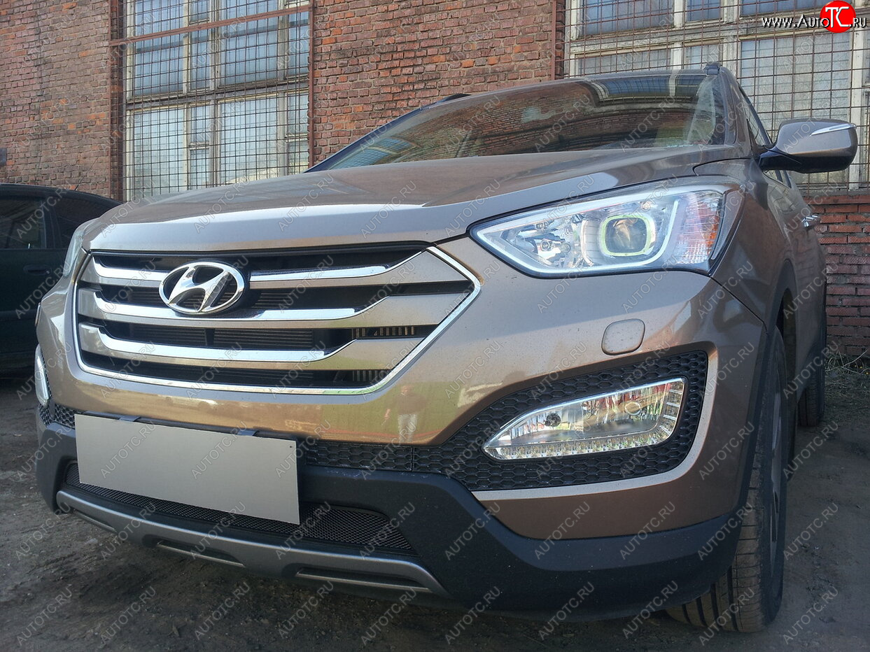 2 899 р.           Защита радиатора Hyundai Santa Fe 2012-2015 black Hyundai Santa Fe DM дорестайлинг (2012-2016) (черная)  с доставкой в г. Таганрог