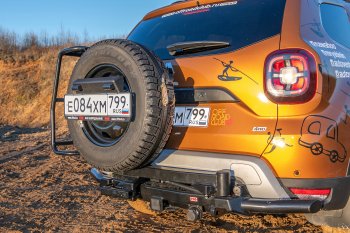 78 239 р. Бампер силовой задний РИФ Renault Duster HS рестайлинг (2015-2021) (С квадратом под фаркоп, калиткой и подсветкой номера)  с доставкой в г. Таганрог. Увеличить фотографию 1