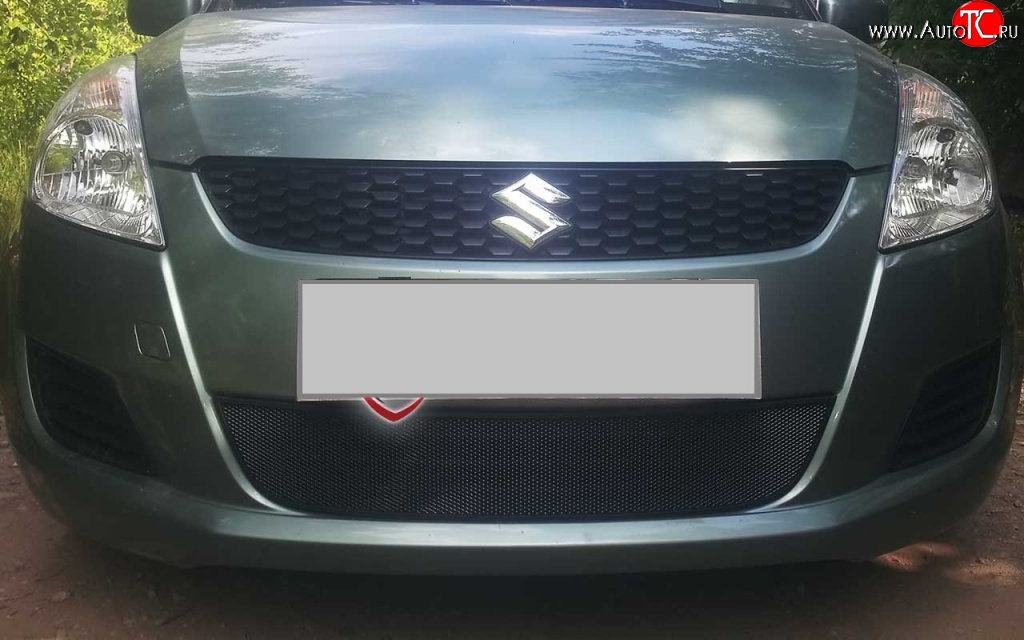 1 469 р. Сетка на бампер Russtal (черная) Suzuki Swift ZC72S дорестайлинг, хэтчбэк 5 дв. (2010-2013)  с доставкой в г. Таганрог