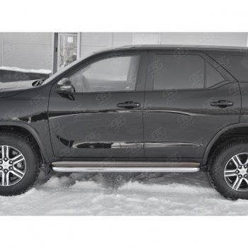 48 999 р. Порожки для ног (труба Ø63) SLITKOFF  Toyota Fortuner  AN160 (2015-2024) дорестайлинг, рестайлинг (лист - нержавейка, профиль - нержавейка)  с доставкой в г. Таганрог. Увеличить фотографию 2