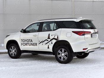 10 649 р. Защита заднего бампера (Ø75х42 мм, нержавейка) Russtal  Toyota Fortuner  AN160 (2020-2024) рестайлинг  с доставкой в г. Таганрог. Увеличить фотографию 3