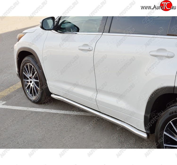 25 999 р. Защита порогов SLITKOFF из круглой трубы диаметром 63 мм SLITKOFF v3  Toyota Highlander  XU50 (2013-2017) дорестайлинг  с доставкой в г. Таганрог