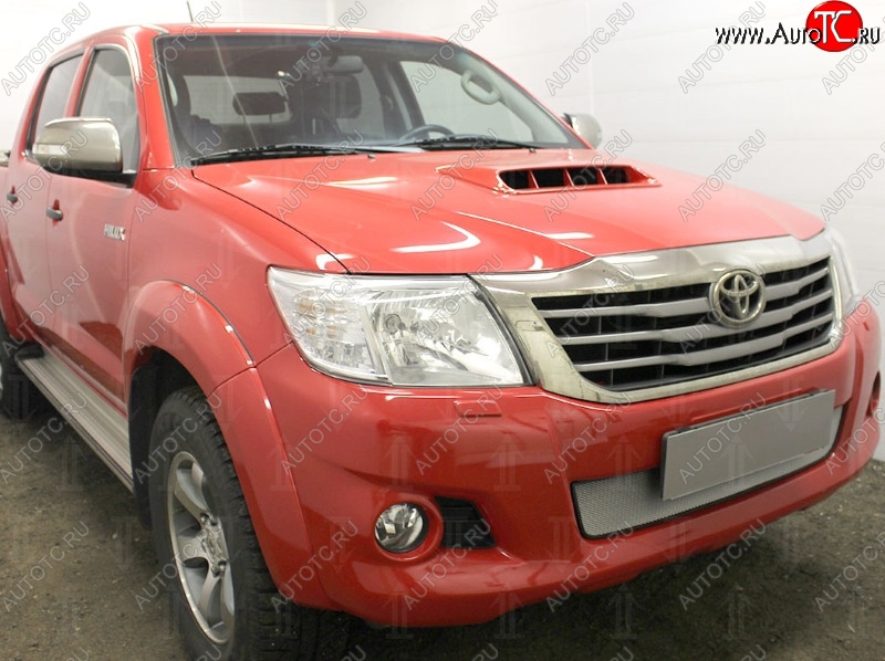 1 569 р. Защитная решётка в воздуховод автомобиля Russtal  Toyota Hilux  AN20,AN30 (2011-2016)  2-ой рестайлинг (хром)  с доставкой в г. Таганрог